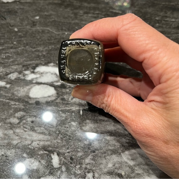 Chanel Les Vernis “Mysterious” 601 Nail Polish - New In Box - Picture 5 of 11